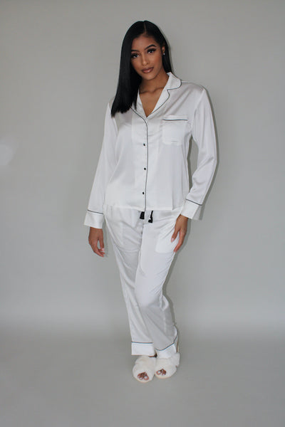 The ‘Kyle’ Soft Satin Ivory Long Pajama Set Bundle